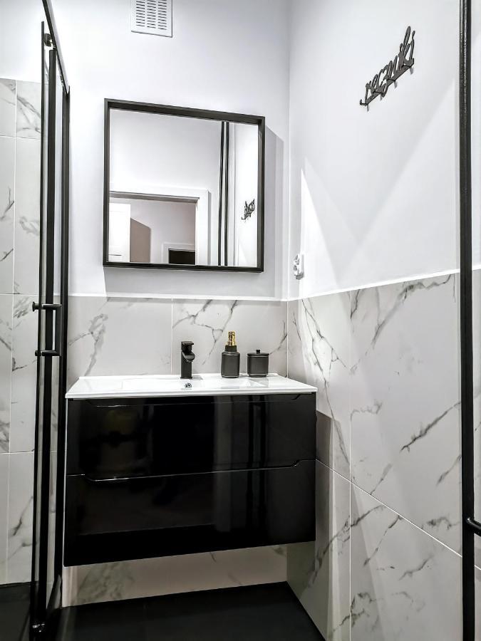 Przytulny Apartament Przy Sokolskiej - 550 Metrow Od Spodka Катовіце Екстер'єр фото